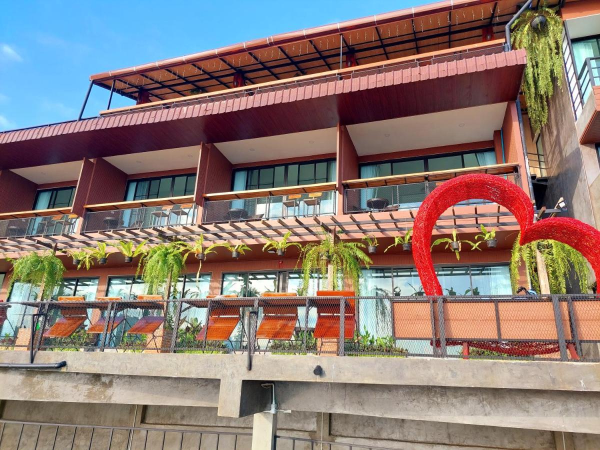 Bed and Breakfast Oasis Phamee Ban Pha Mi Exterior foto