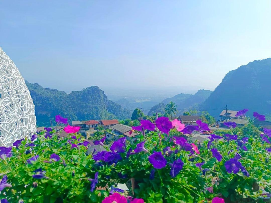 Bed and Breakfast Oasis Phamee Ban Pha Mi Exterior foto